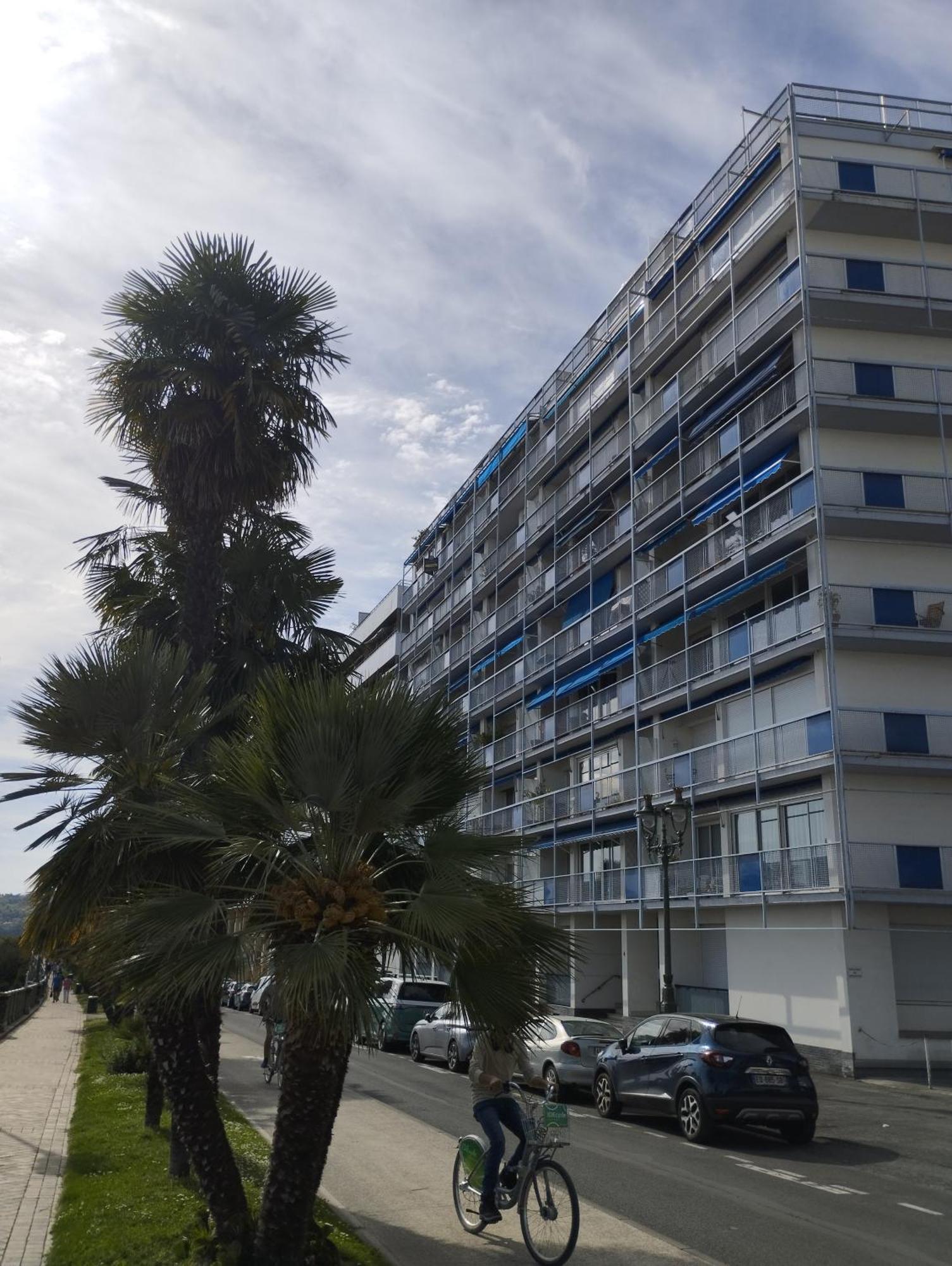 Chambrette Boulevard Des Pyrenees Hypercentre 10M Carre Wc Sur Le Palier, Porte40 Pau Eksteriør bilde